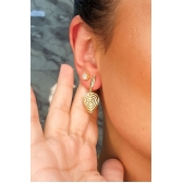 Brinco Médio Com Fio e Coração com Vários Vazados Banhado em Ouro 18k