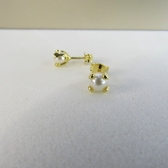 Brinco Pequeno de Pérola Trabalhado Banhado em Ouro 18k