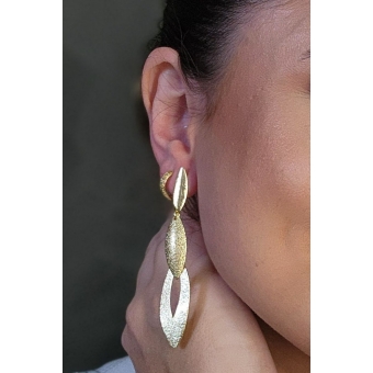 Brinco Grande de Folhas Sobrepostas Banhado em Ouro 18k