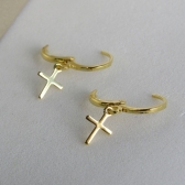 Brinco Argolinha com Cruz Banhado em Ouro 18k