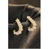 Brinco Pequeno com Mini Pérolas Banhado em Ouro 18k