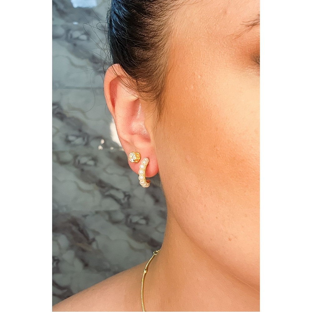 Brinco Semi Círculo de Pérolas Banhado em Ouro 18k