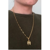 Pingente Ferradura com Cavalo Banhado em Ouro 18k