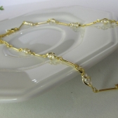 Colar com Corrente de Mini Pérolas Banhado em Ouro 18k