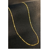 Colar com Corrente em Intervalos de Mini Corações Banhado em Ouro 18k