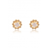Brinco Formato Flor com Mini Zircônias Banhado em Ouro 18k