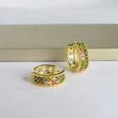 Brinco Argolinha Com Micro Zircônias Coloridas Banhado em Ouro 18k