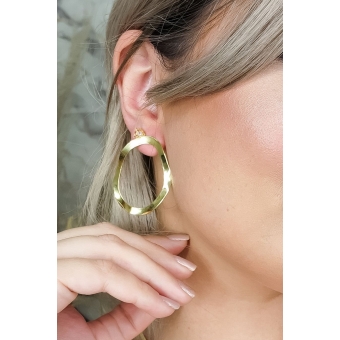 Brinco Oval Ondulado Banhado em Ouro 18k