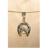 Pingente Ferradura com Cavalo Banhado em Ouro 18k
