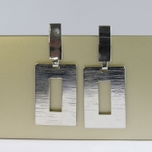 Brinco com Fio Retangular Banhado em Ródio Branco