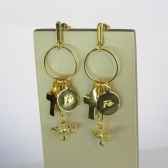 Brinco com Pingentes Religiosos Banhado em Ouro 18k