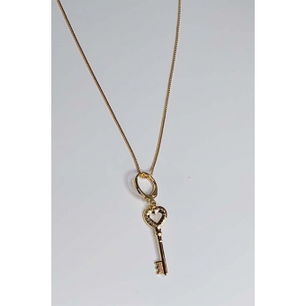 Colar com Pingente de Chave com Argolinha Banhado em Ouro 18k