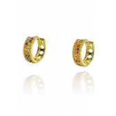 Brinco Argolinha Com Micro Zircônias Coloridas Banhado em Ouro 18k